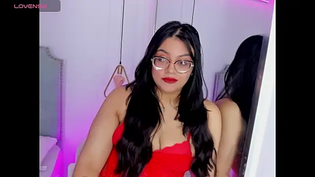 ScarlettWhitmore webcam