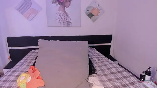 Honeyyy_Brown webcam