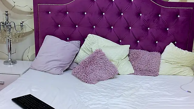 Victoria_Bonie webcam