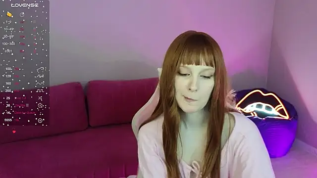 Ginger_Kristin webcam