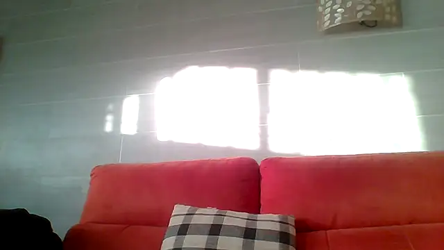 tuggy59 live cam screenshot males on VideoChat.work — Live Cam Directory