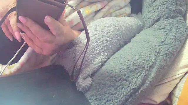 Playful_MILF_Demi webcam