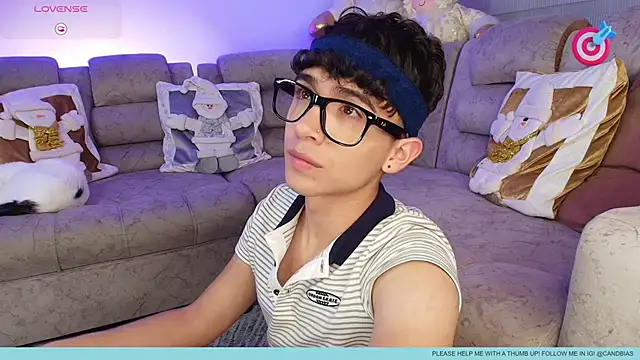 niico_cruz (Ask my age) - suck dildo slowly!