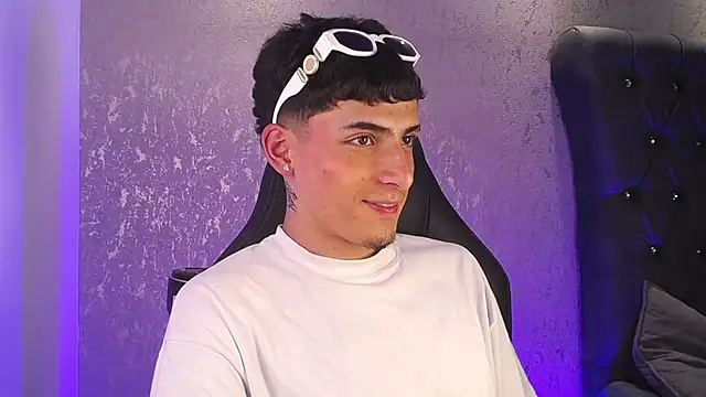 MateoMitchell webcam