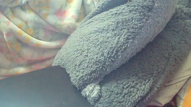 Playful_MILF_Demi webcam