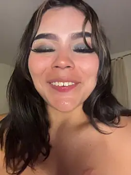 Chloemercury live cam screenshot female from Colombia on VideoChat.work — Live Cam Directory