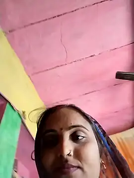 Webcam Model (Pooja_hote)  is live.Free join now!