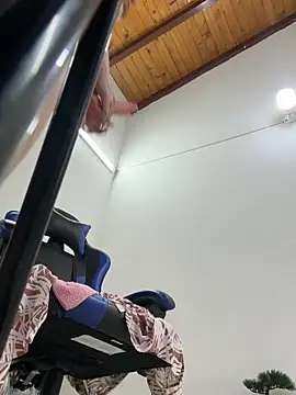 Adeline_1 webcam stripchat model stream image