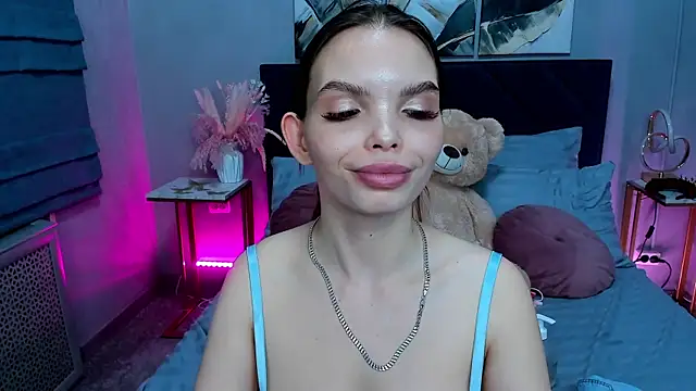 Curvy_Dynamite_ webcam