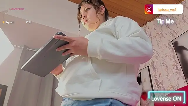 Larissa_Antonella webcam