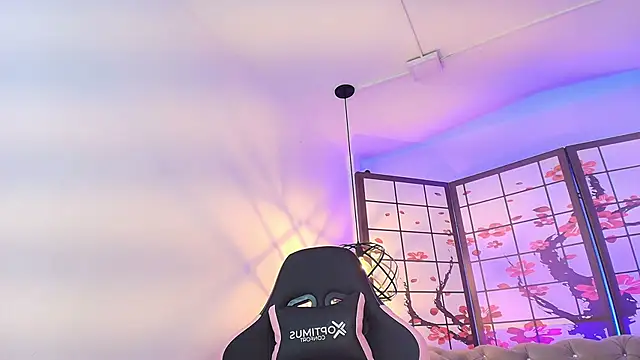 Fluffy_Bubble21 webcam