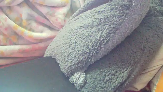 Playful_MILF_Demi webcam