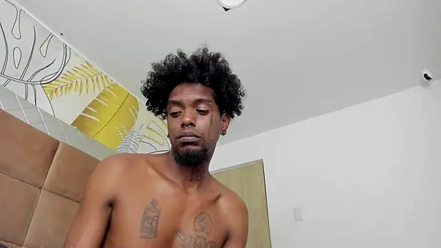 bigblackhotx1 webcam