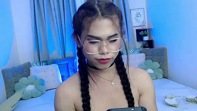 PrettyBlythes_TS webcam