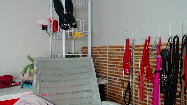 _adahara_queen webcam