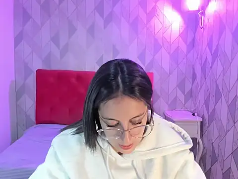 IsabellaRousset webcam