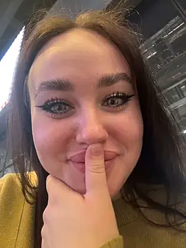 kirasunshine (F young) - take off panties and doggy style