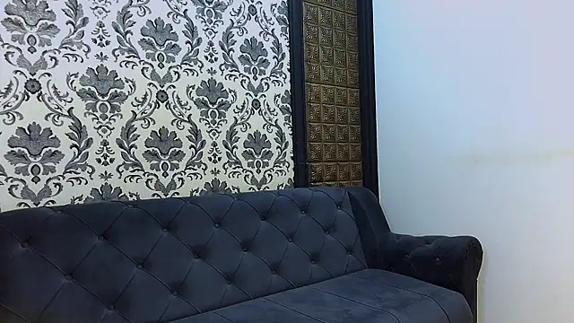 LissaBigTitts webcam