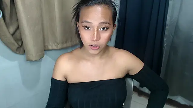 sweetiie_caren webcam