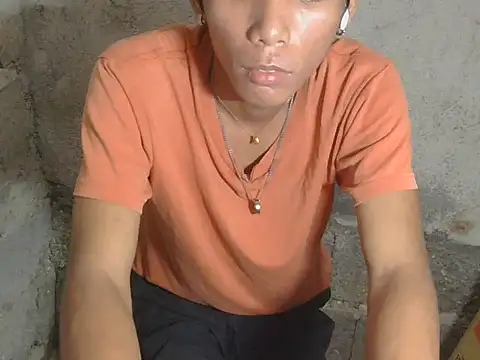 Asiancockinsan webcam