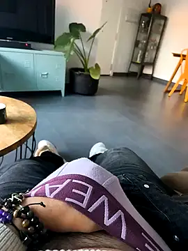 cricrimsbarcelona (Ask my age) - Cumm