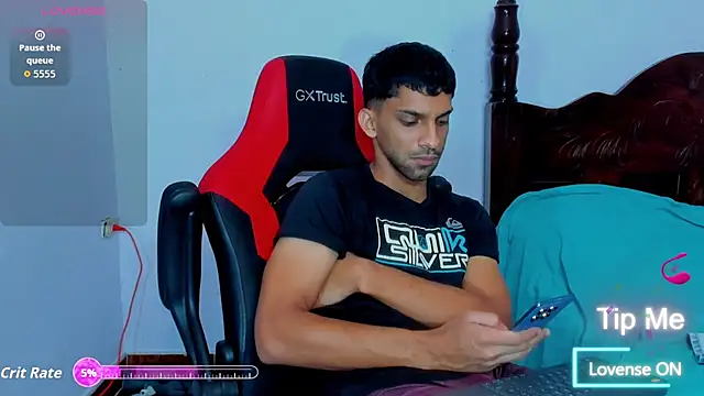 mike_shelby21 webcam