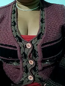 anjali-bhabhi (F milf) - New phone