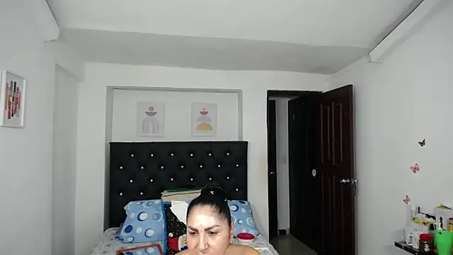 mature_bigboobs10 webcam