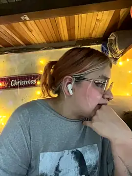 Sophia_Weest99 webcam