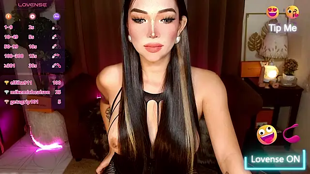 MouthWatering_Ayesha webcam