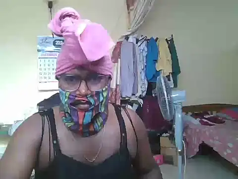 femboyslqueen webcam