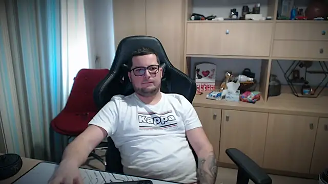 kevinnlovelly webcam