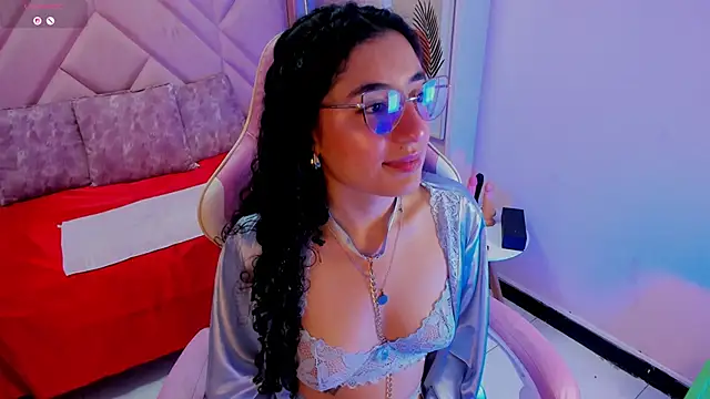 DemiJones_ webcam