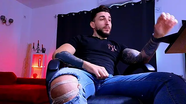 MightyAaron66 webcam