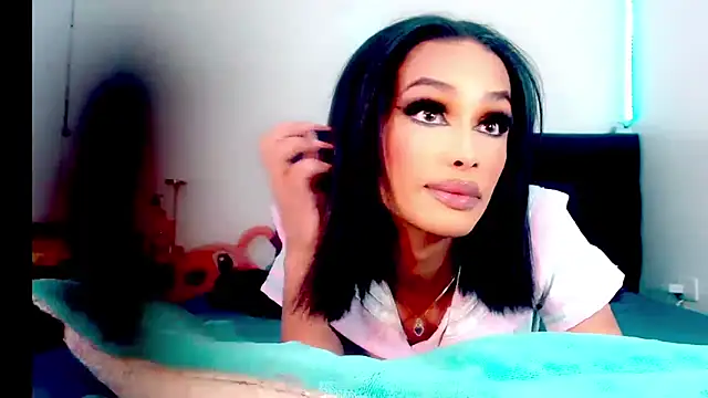 _Riannagarcia_ webcam