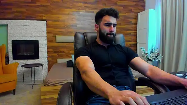 micahlane (M young) - New king here🤛