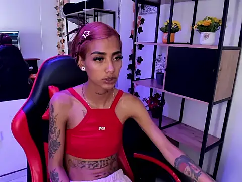 KarlaSlutSkinny__ webcam