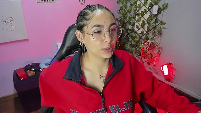 ChloeeTompson_ webcam