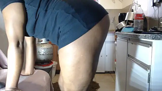 YummySyriaxoxo webcam