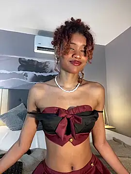 Webcam Model (Aprillbrunette)  is live.Free join now!