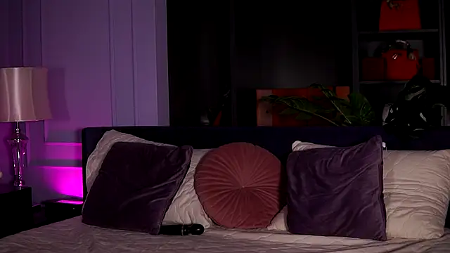 Monique_Celeste webcam