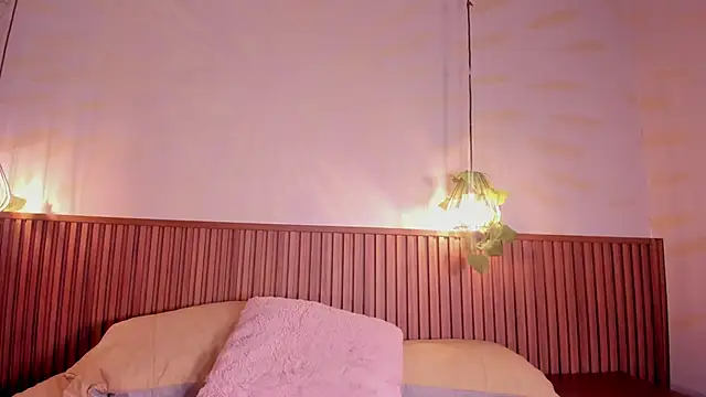 daphne_courtis webcam