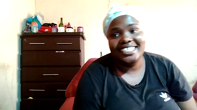 sexybigboobz - Sexybigboobz's free webcam - UK Sex Cams