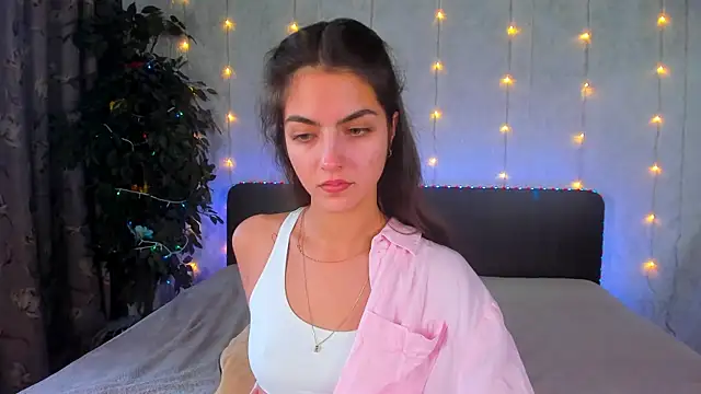 Milana_Crystal_ webcam