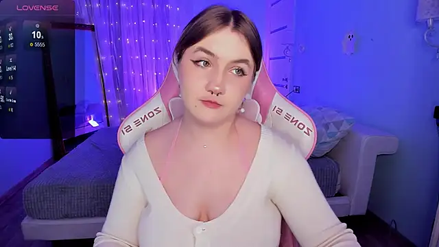 lovelyy_julia webcam