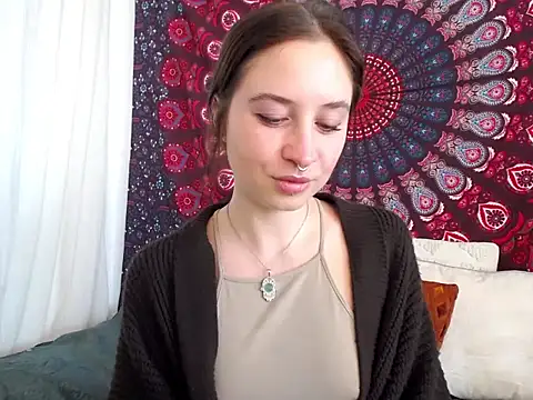 adalynkiss - AdalynKiss's free webcam