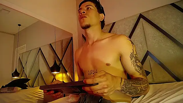 Travis_Navas webcam stripchat model stream image