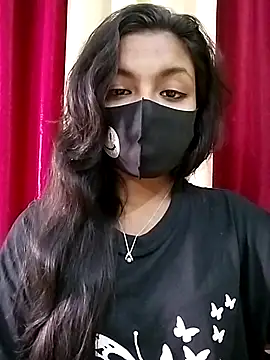 Webcam Model (RedRose-1)  is live.Free join now!