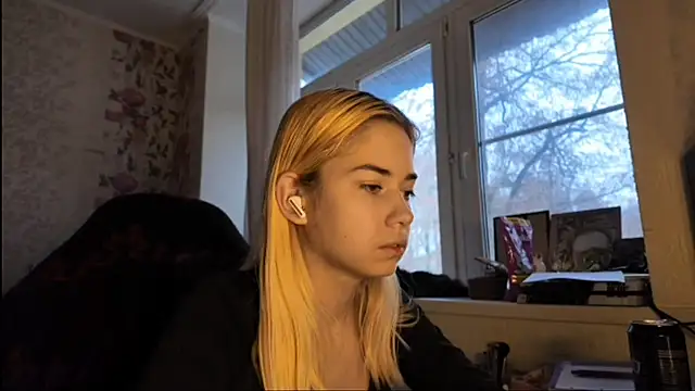 Witching_Moon webcam