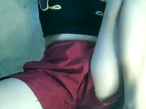 PinaySkinnyGirl webcam